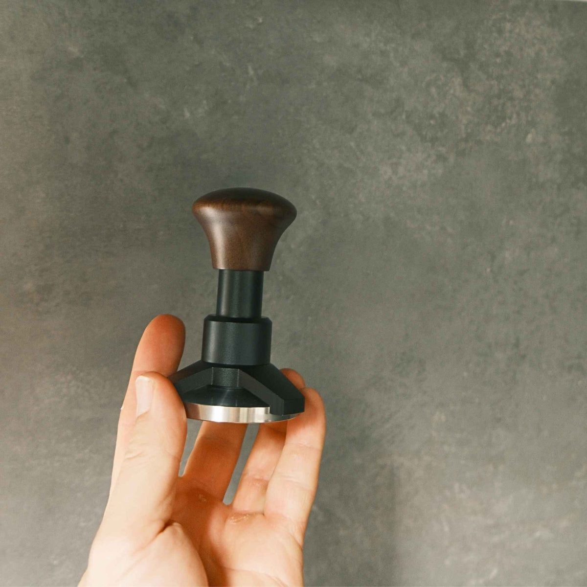 Triple-Spring Calibrated Self-Levelling Tamper - Walnut & Black